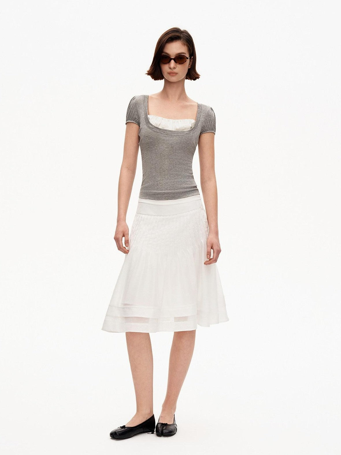 STRIKE A POSE Tuck Pleat Low Waist Zipper Women&
