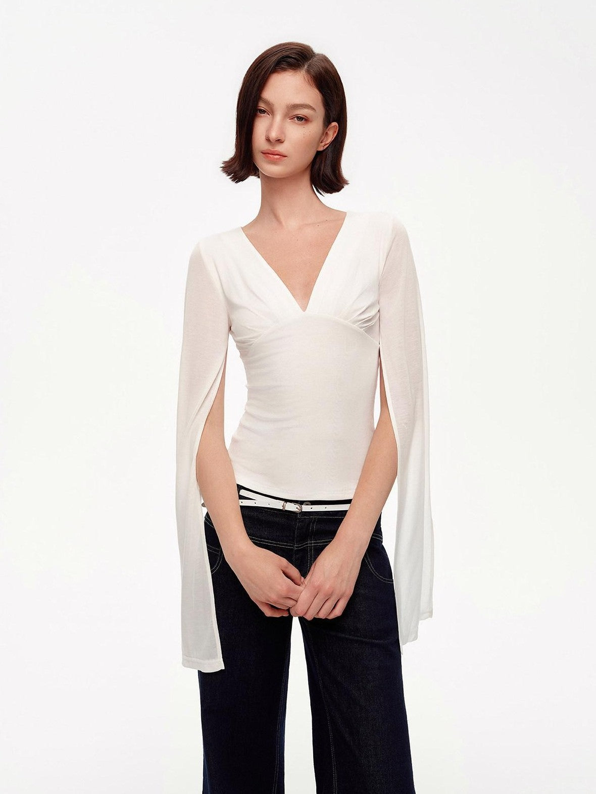STRIKE A POSE Two Way V-neck Side Slit Mesh Sleeve Women&