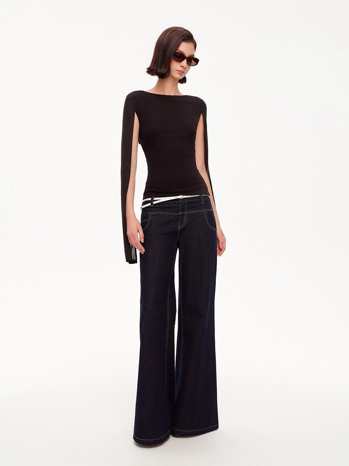 STRIKE A POSE Two Way V-neck Side Slit Mesh Sleeve Women&