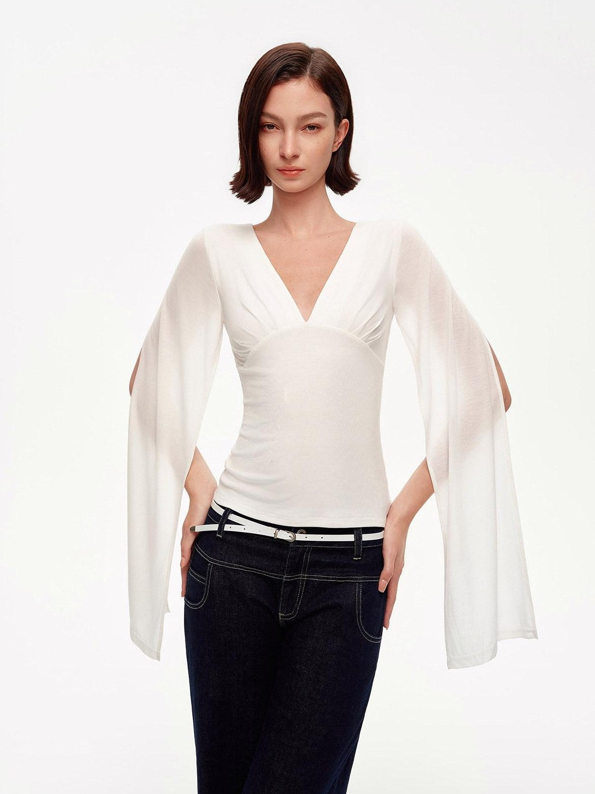 STRIKE A POSE Two Way V-neck Side Slit Mesh Sleeve Women&