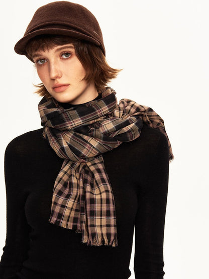 STRIKE A POSE Vintage Plaid Fringe Women&