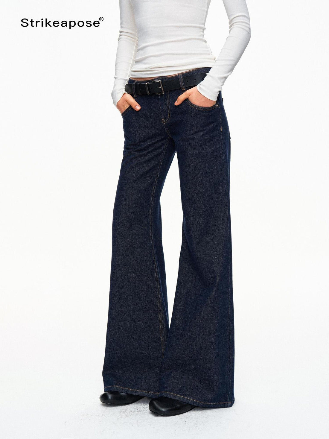 STRIKE A POSE Vintage Wash Distressed Modern Low Rise Cotton Women&