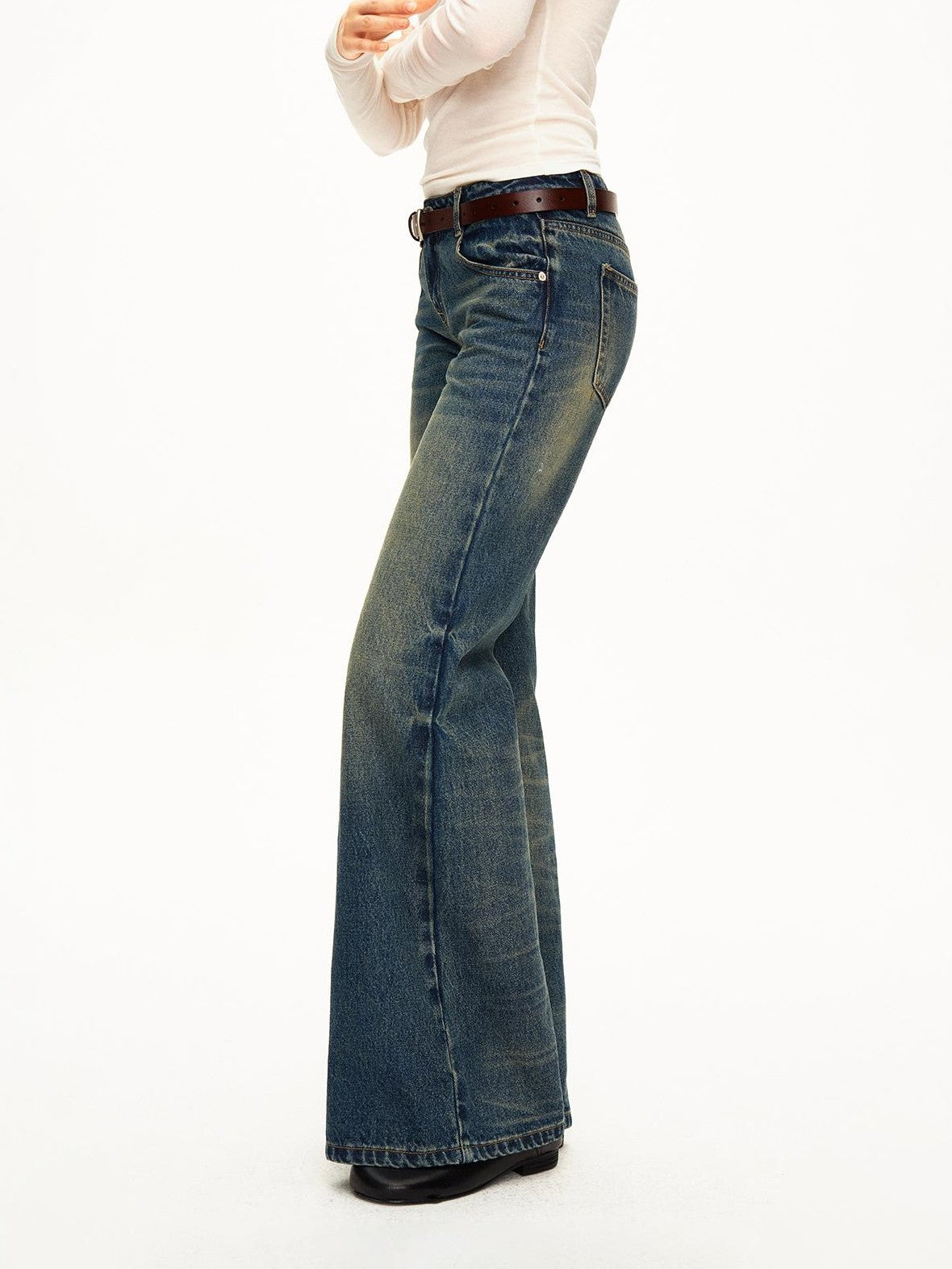 STRIKE A POSE Vintage Wash Distressed Modern Low Rise Cotton Women&