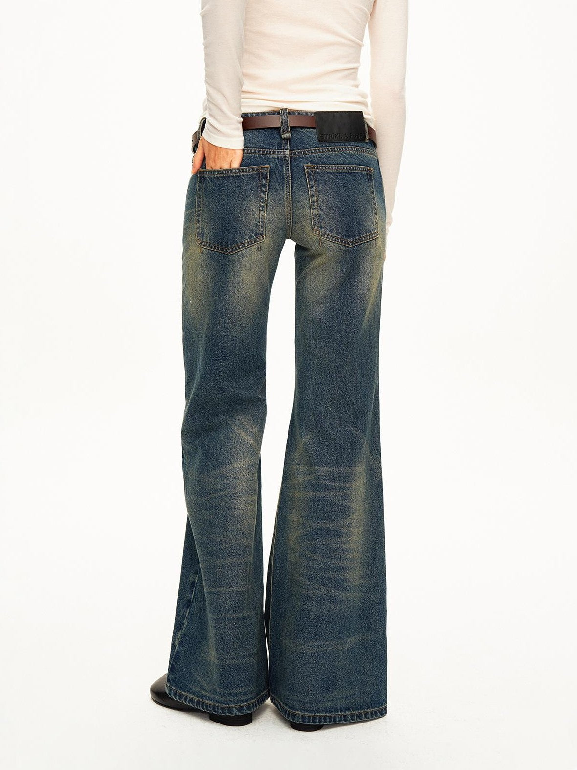 STRIKE A POSE Vintage Wash Distressed Modern Low Rise Cotton Women&