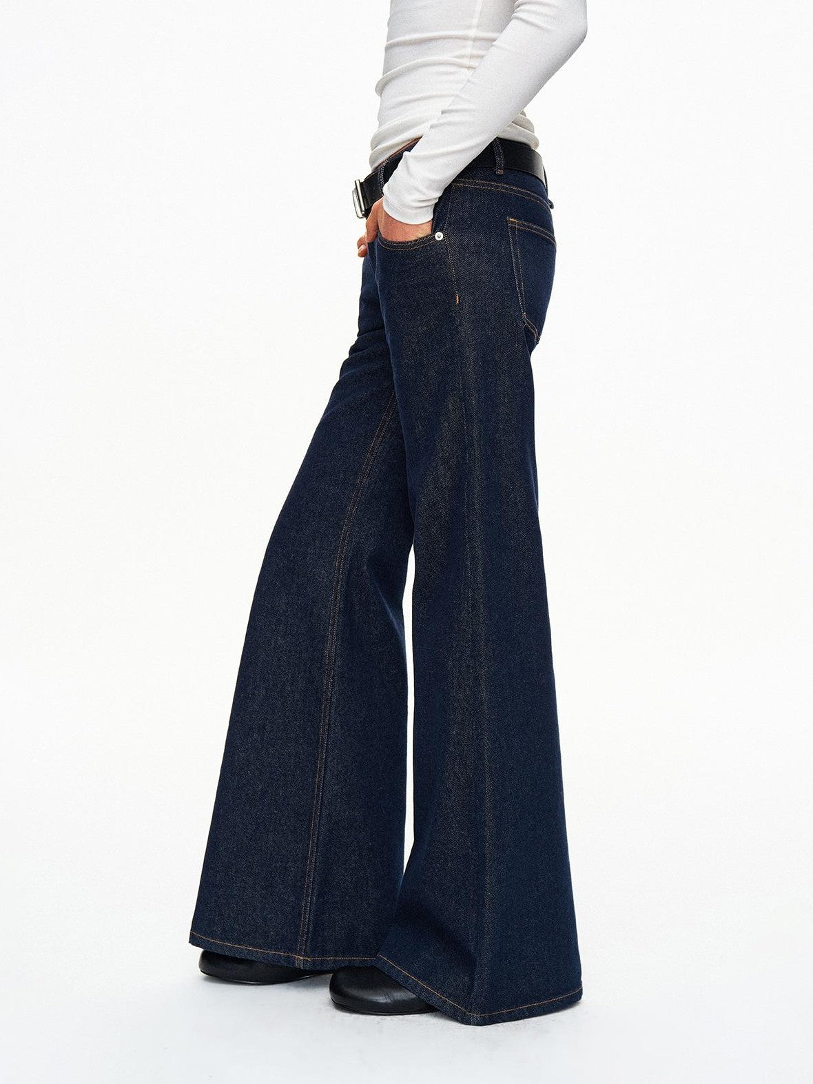 STRIKE A POSE Vintage Wash Distressed Modern Low Rise Cotton Women&