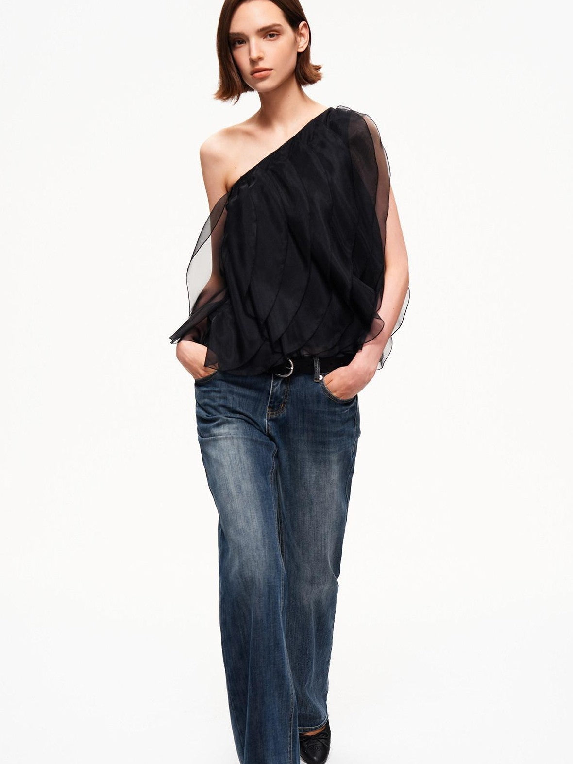 STRIKE A POSE Wavy Cut Panel Asymmetric One Shoulder Zippered Women&