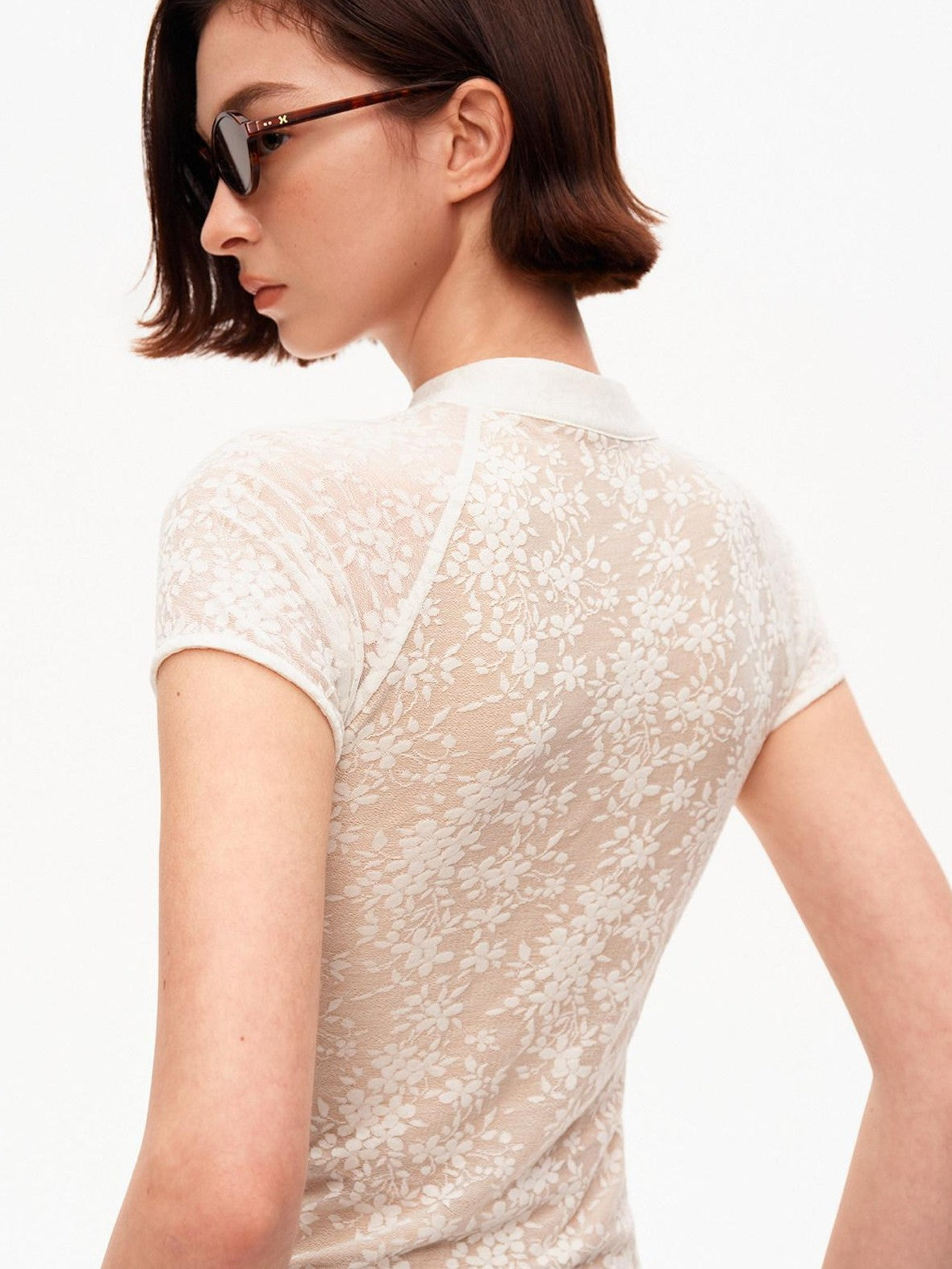 STRIKE A POSE White Lace Jacquard Cutout Stand Collar Women&