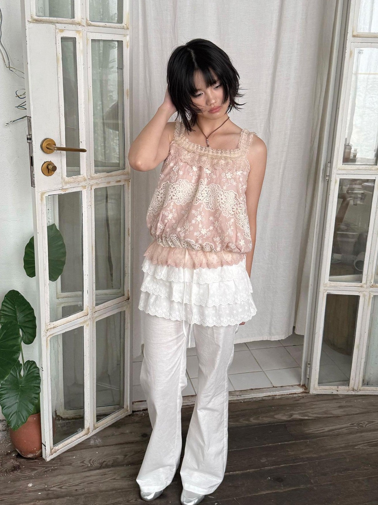 SicAstra Intricate Cutout Embroidered Lace Trim Women&