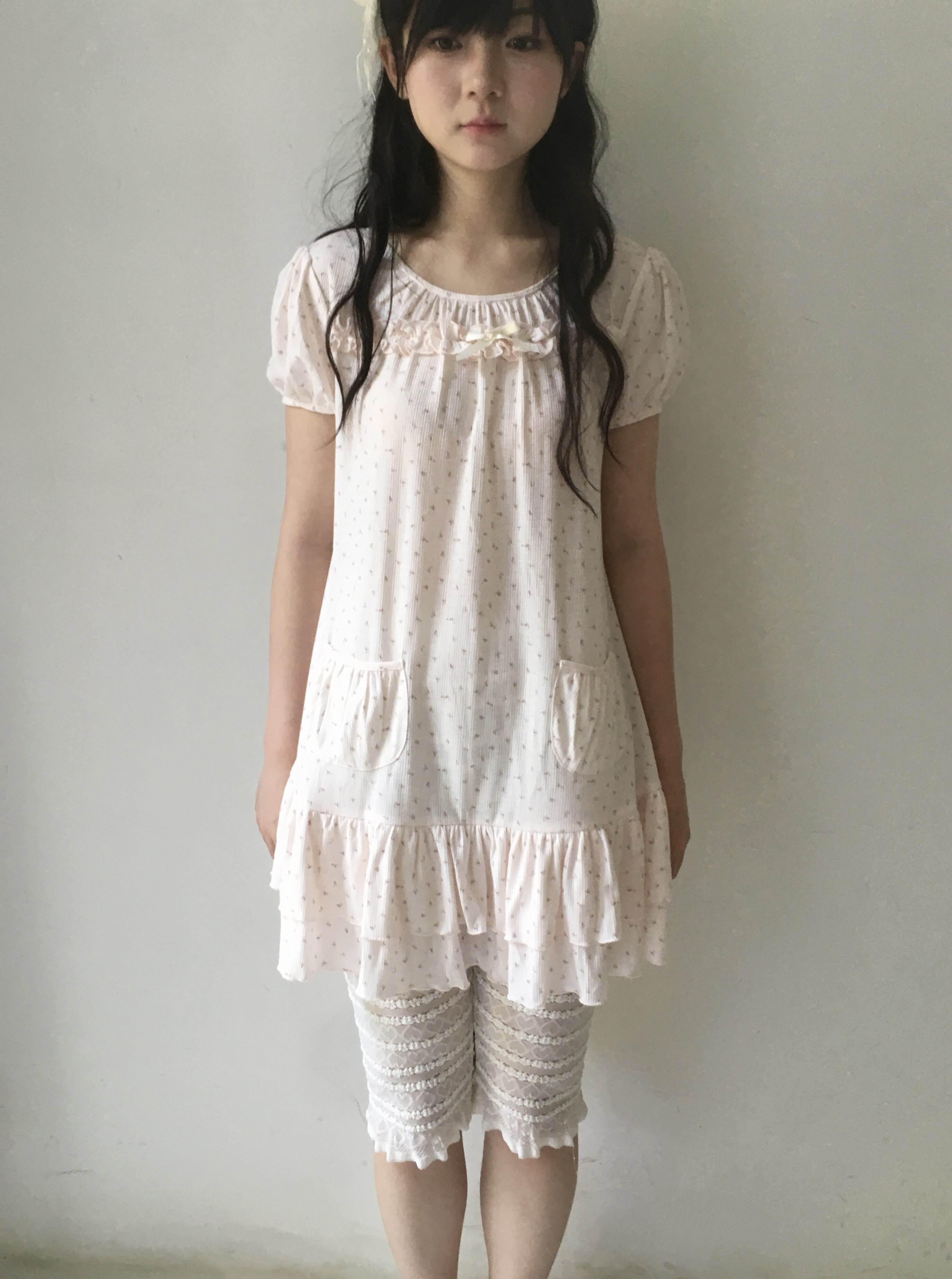 SicAstra_Light_Pink_Ditsy_Floral_Ruffle_Trim_Puff_Sleeve_Women&