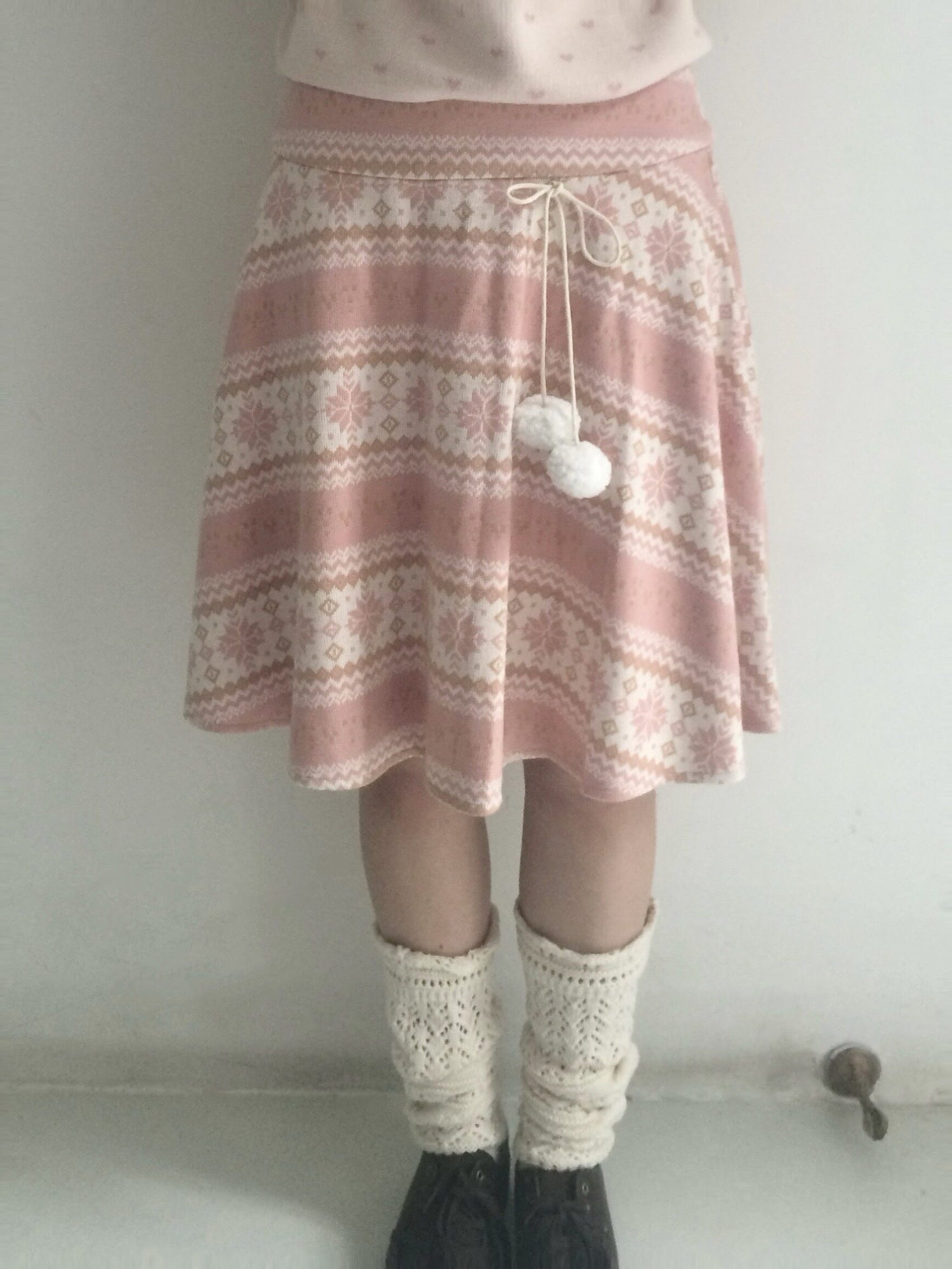 SicAstra_Pink_Snowflake_Vintage_Tie_Bow_Pom_Pom_Women&