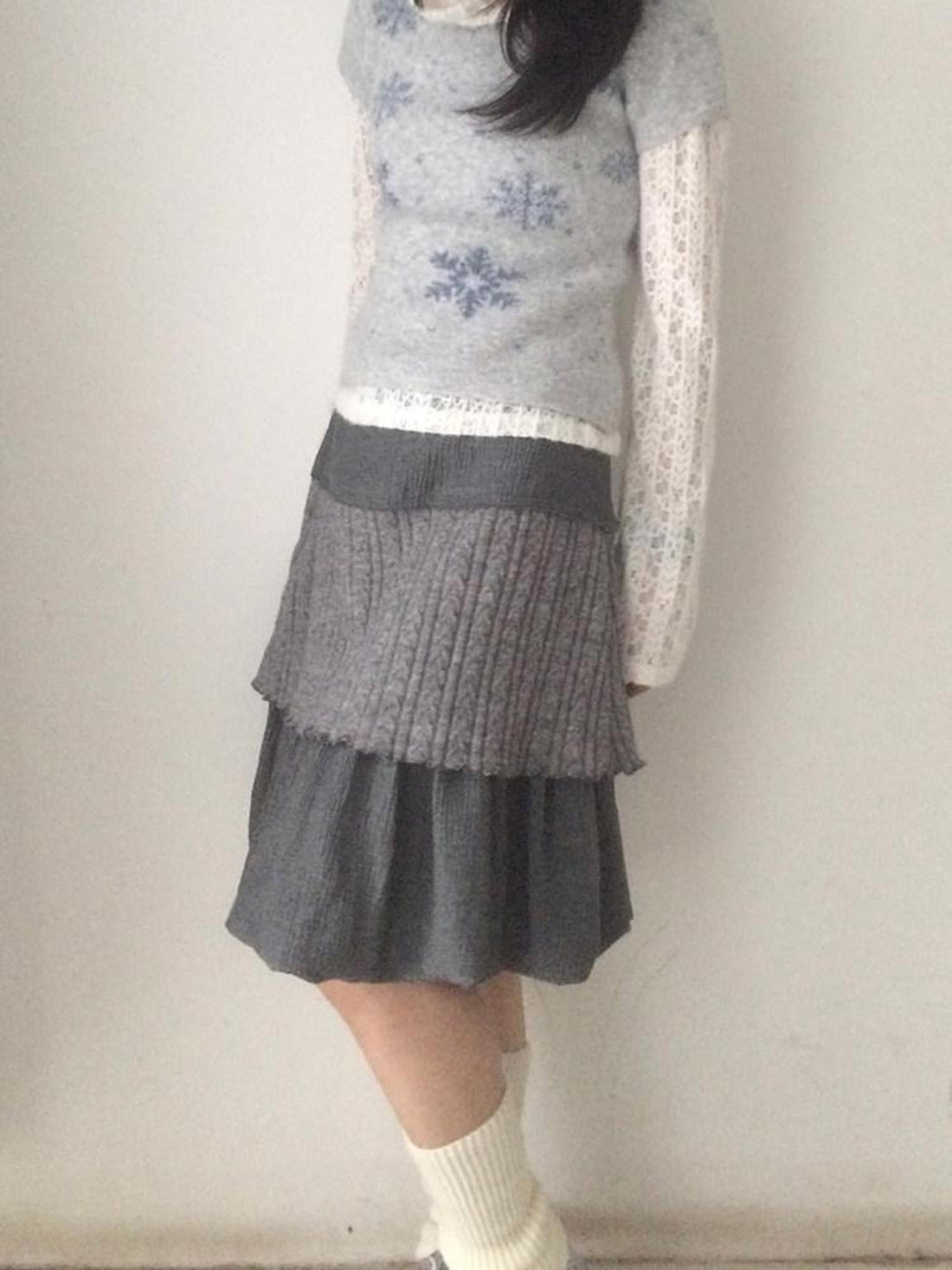 SicAstra Vintage Gray Knit Patchwork Flower Bud Pleated Women&
