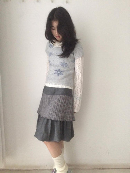 SicAstra Vintage Two Tone Snowflake Jacquard Vest Women&
