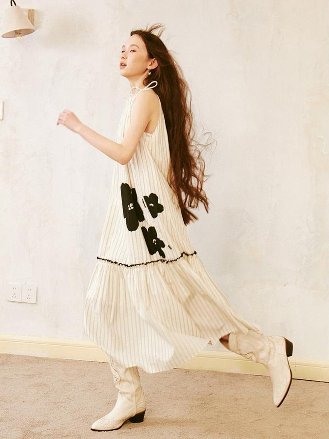 DIDDI MODA Silver Stripe Halter Neck A Line Maxi Dress