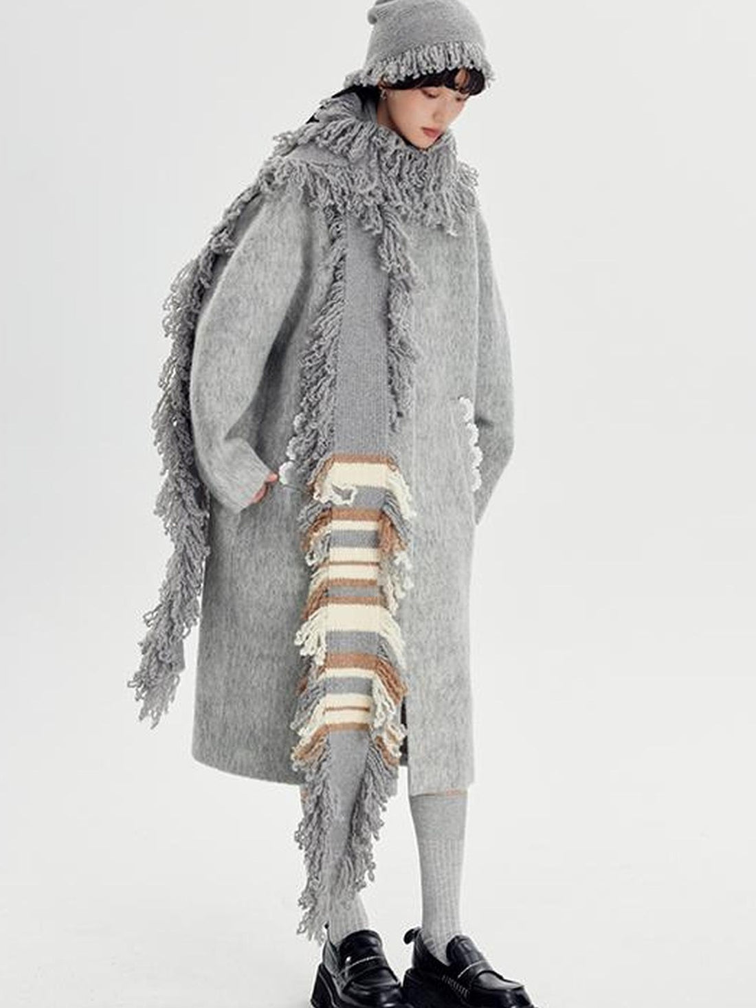 DIDDI MODA Snow Elf Cozy Fringe Hat Scarf Set