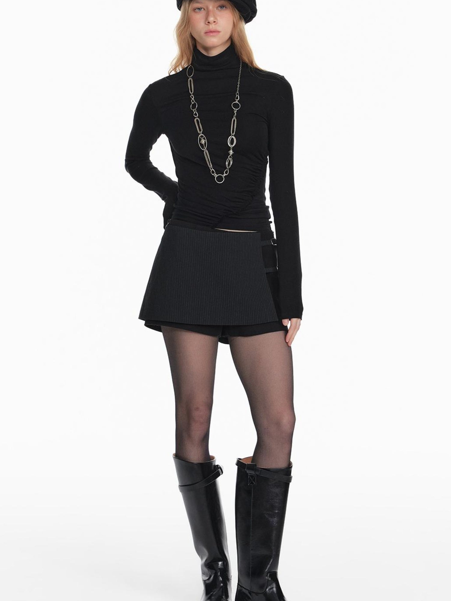 STRIKE A POSE Soft Wool Knit Women&