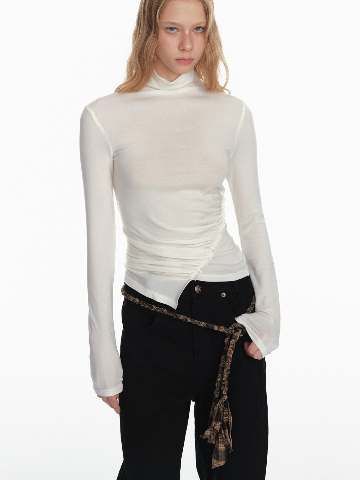 STRIKE A POSE Soft Wool Knit Women&