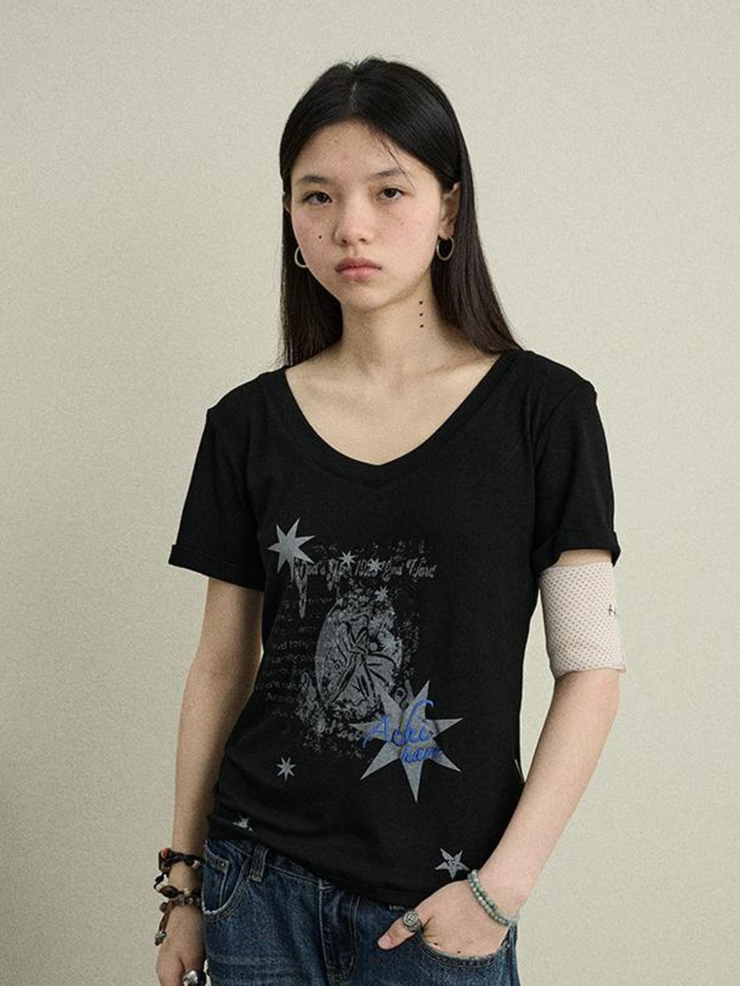 Achihara Spandex Viscose Knit Sneezy Star 2.0 T-Shirt