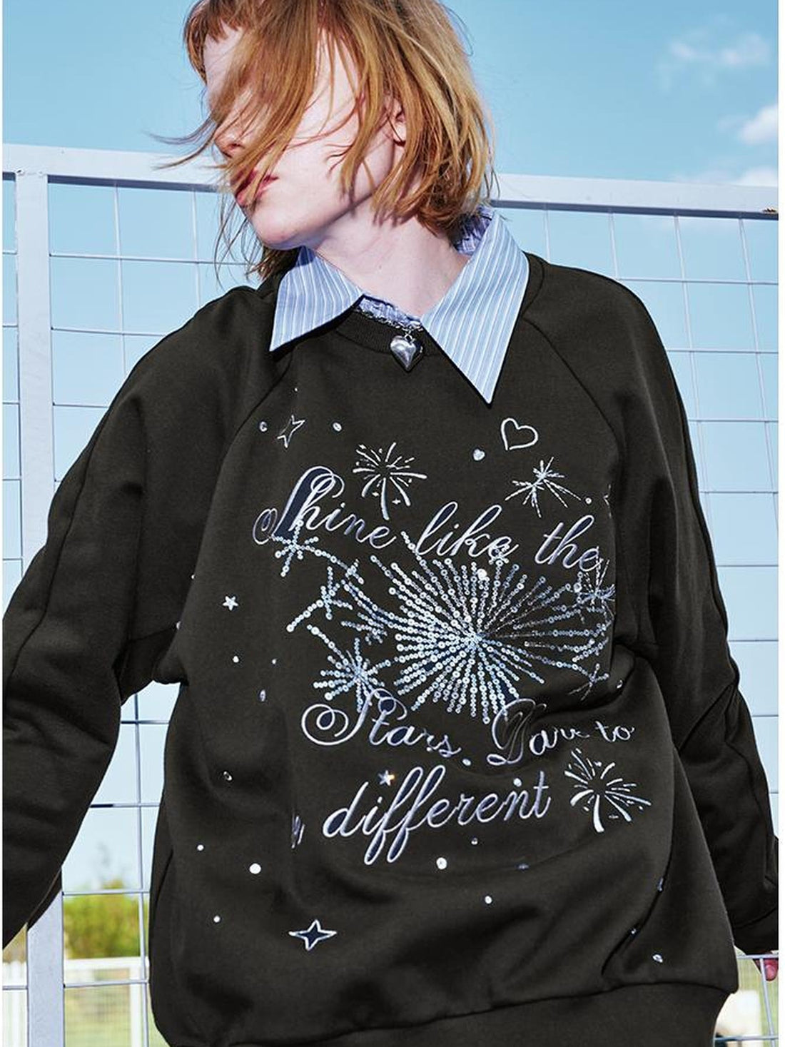DIDDI MODA Sparkling Firework Embroidered Crewneck Sweatshirt