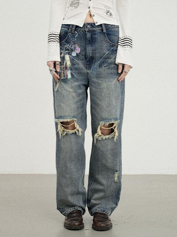 Spring Doll Chain Decor Distressed Wash Blue Jeans
