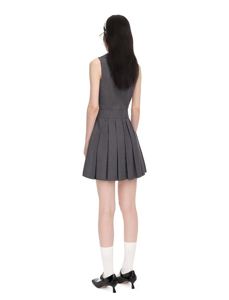 Spring New Arrival: Elegant Pleated Collar Dress