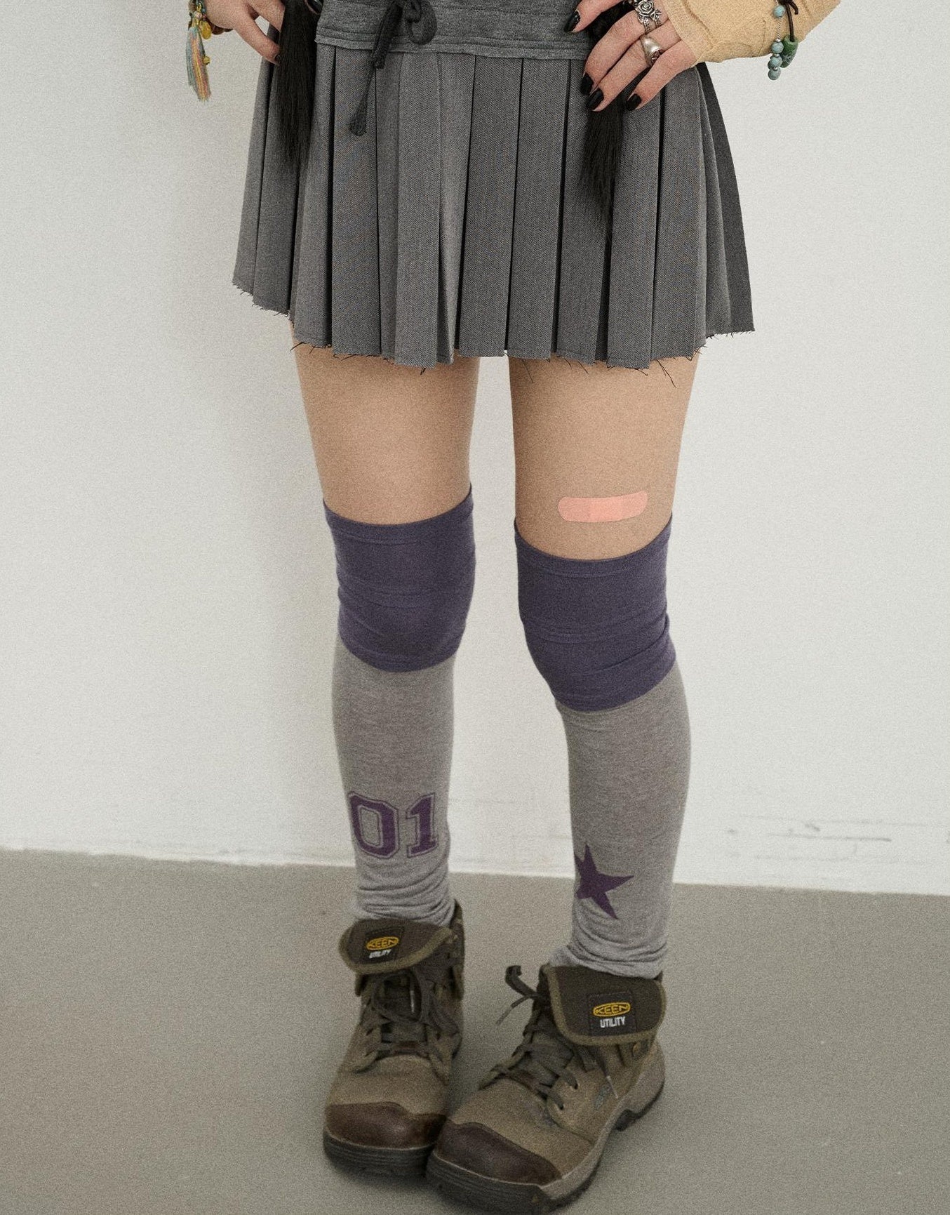 Achihara Starry Oxygen Leg Warmers 2025