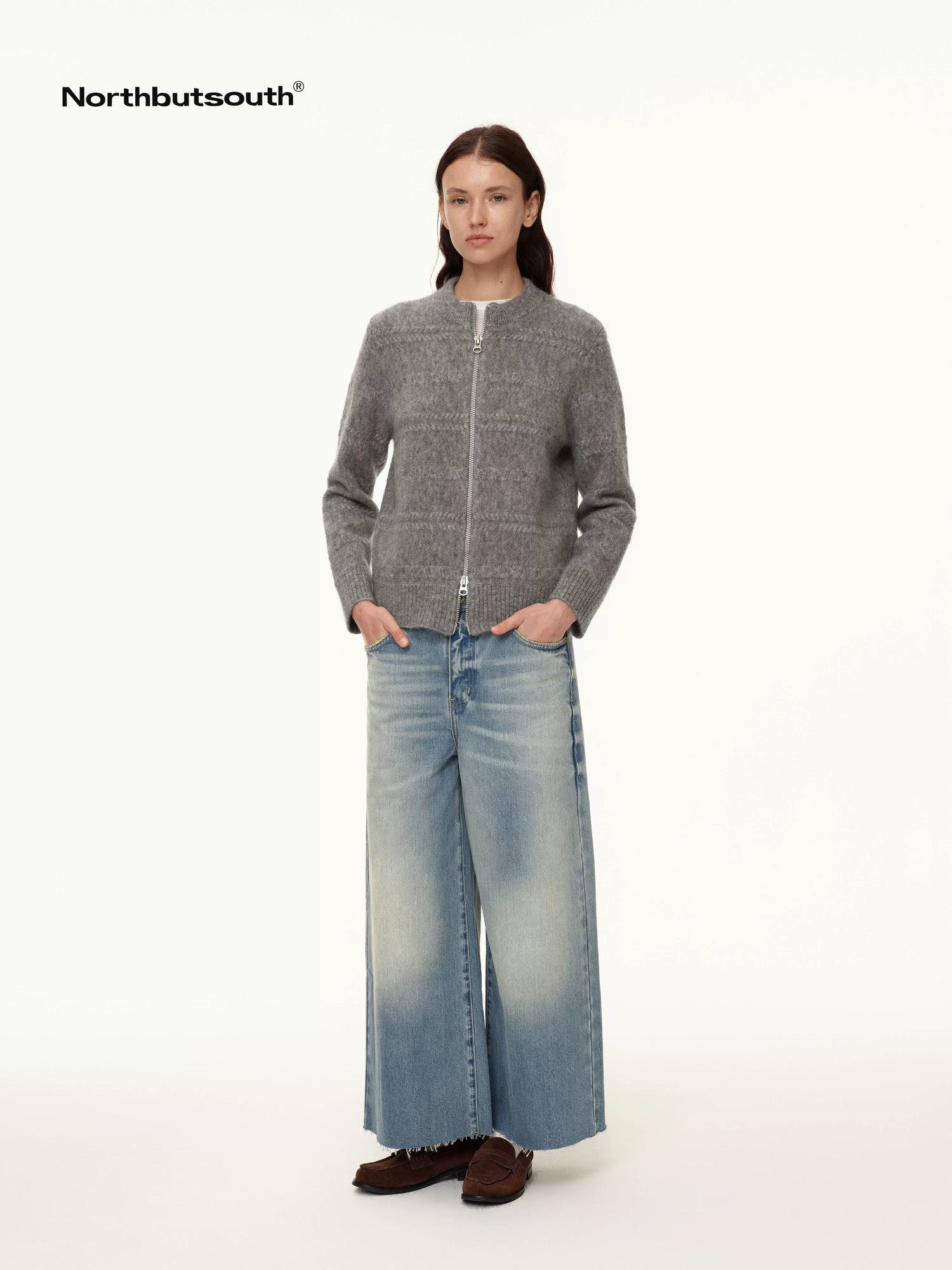 Stonewashed Frayed Hem Straight Leg Jeans