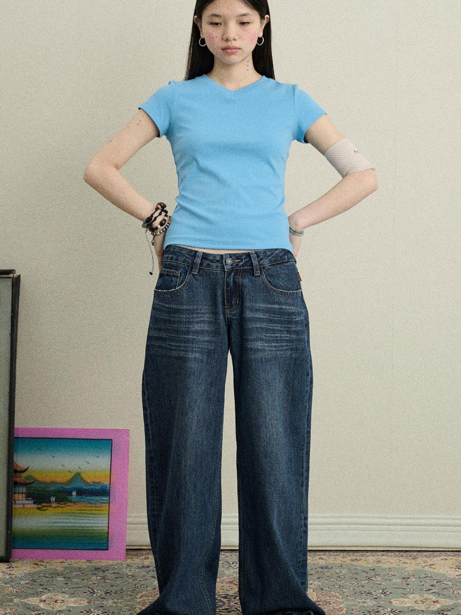 Achihara Stretchy Jelly V-Neck Basic T-Shirt