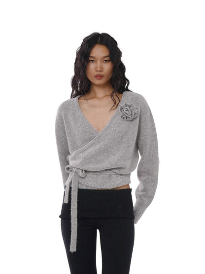 SweetChilling Cropped V-neck 3d Floral Loop Wrap Women&