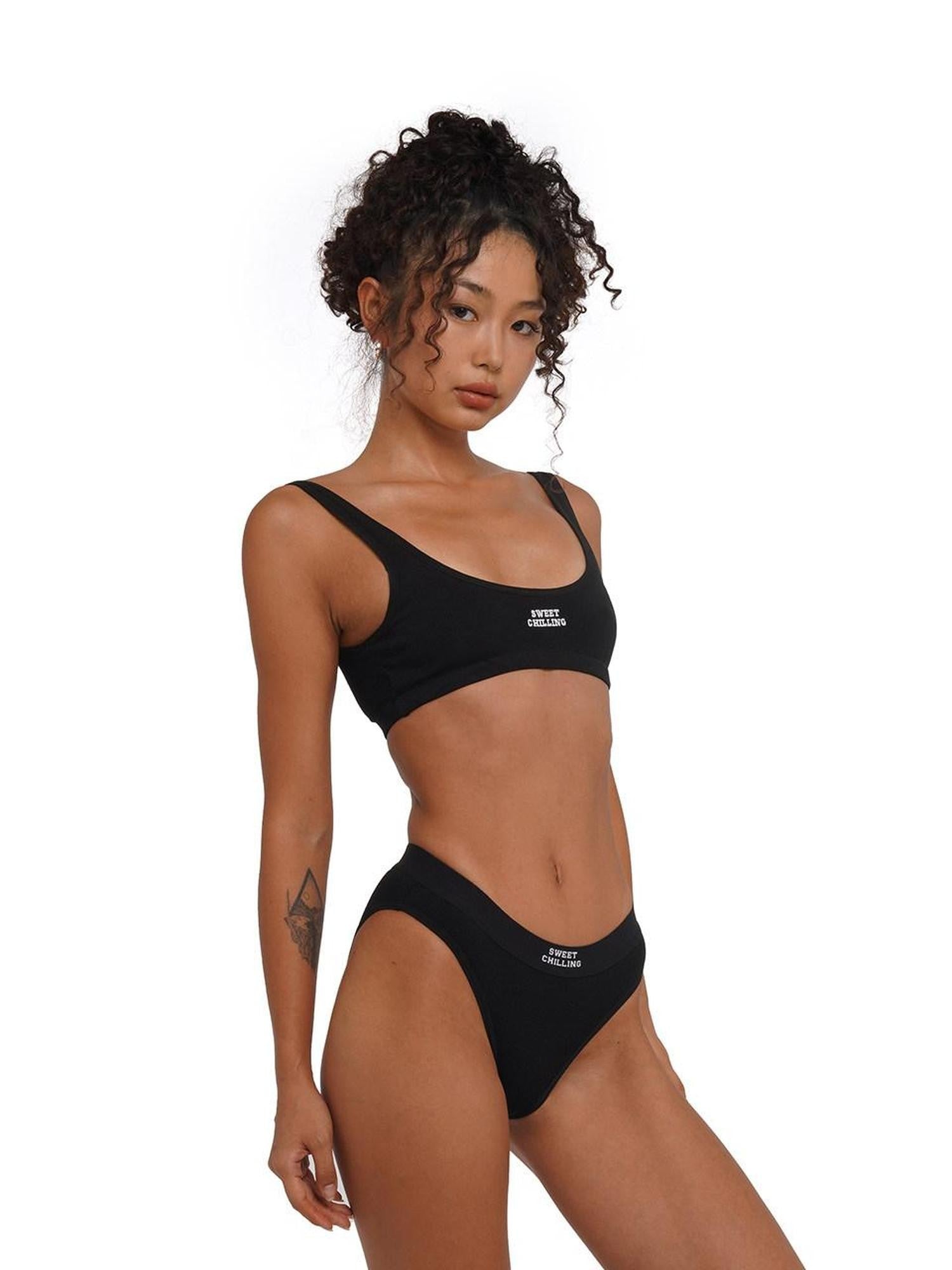 SweetChilling Embroidered Ribbed Fitted Triangle Mid Waist Women&