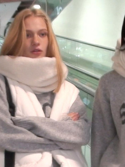 SweetChilling Light Gray Letter Jacquard Cable Knit Women&