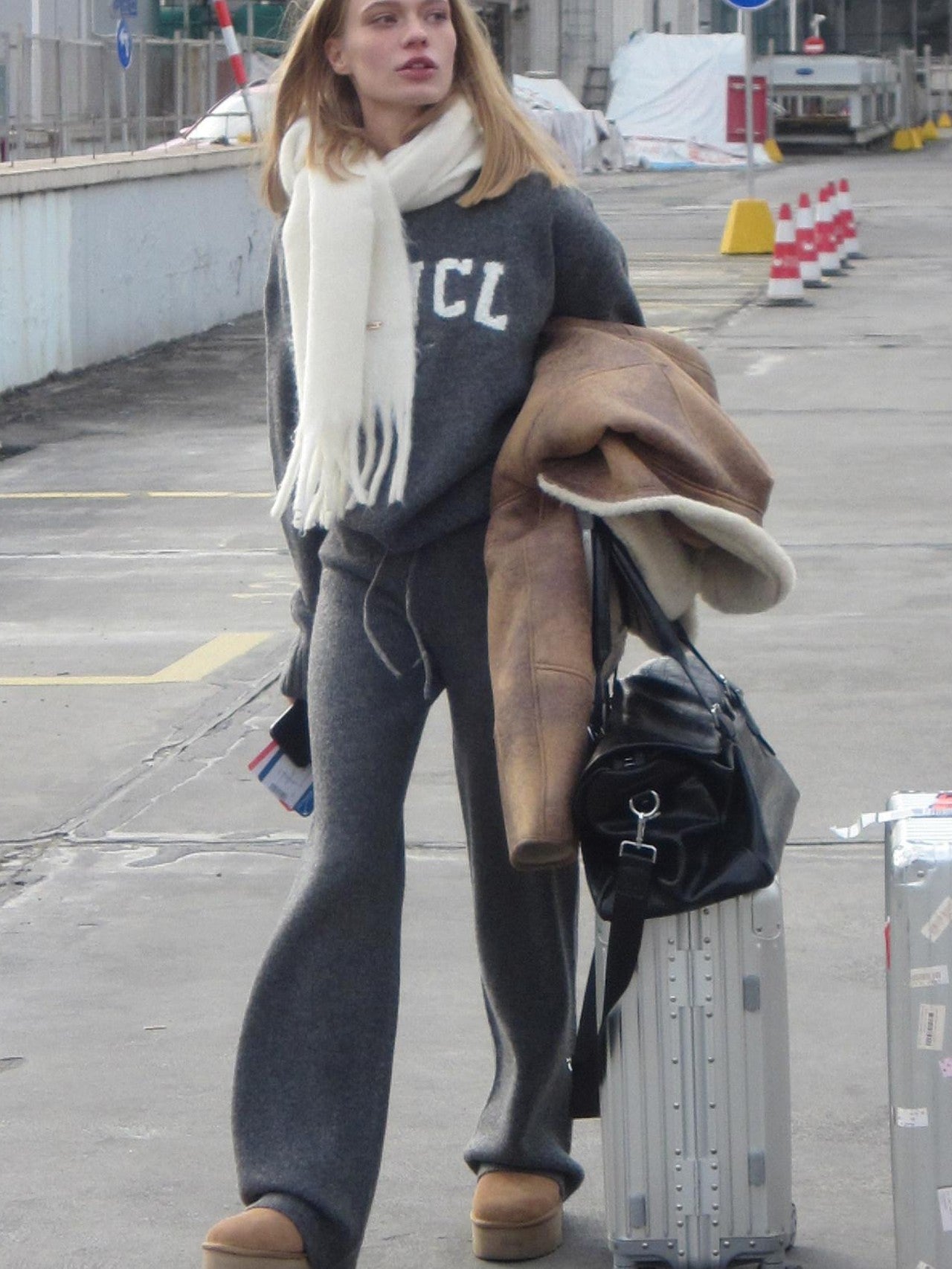 SweetChilling Light Gray Letter Jacquard Cable Knit Women&