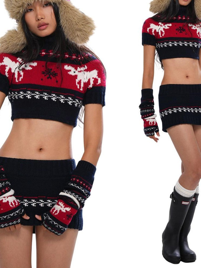 SweetChilling Reindeer High Neck Cropped Short Sleeve Women&