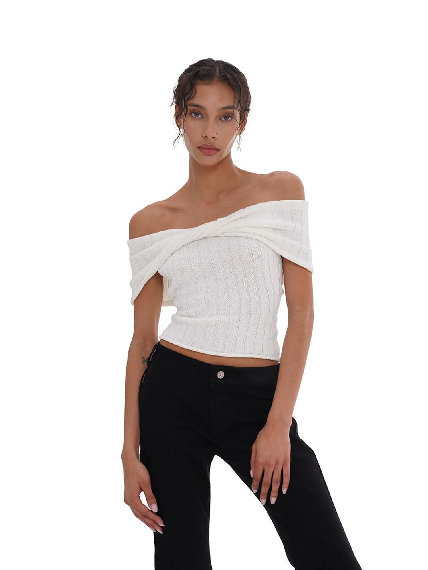 SweetChilling Solid Cropped One Shoulder Bow Knit Women&