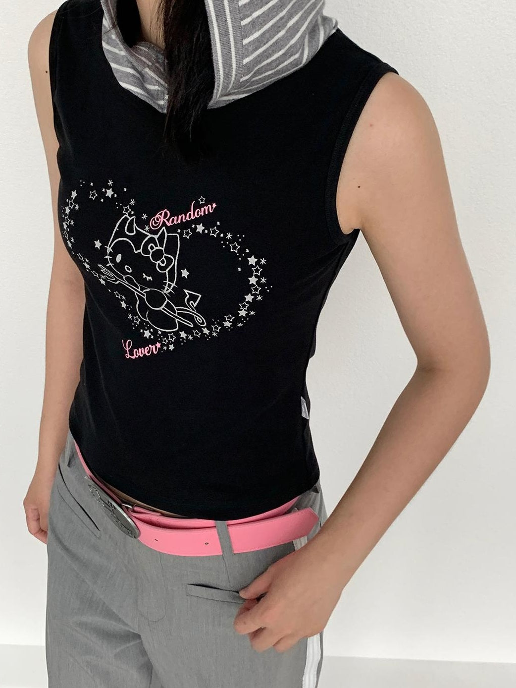 atrandom Sweet Cool Sleeveless Hooded Vest 24Ss Print T-Shirt