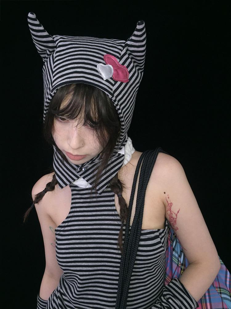 Sweet Punk Striped Knit Beanie with Metal Snaps for Fall Winter Hats