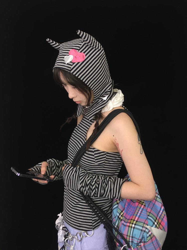 Sweet Punk Striped Knit Beanie with Metal Snaps for Fall Winter Hats