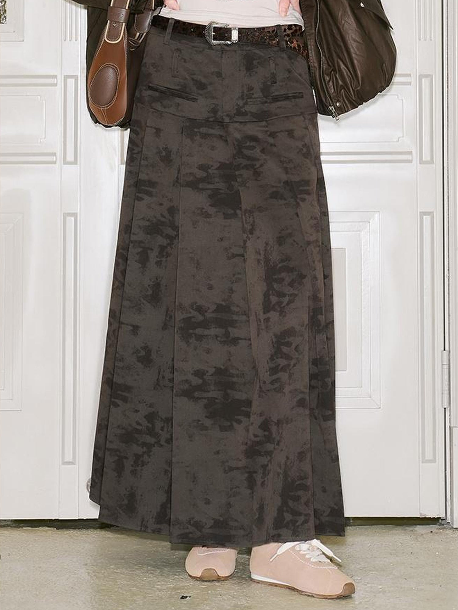 DIDDI MODA Sweet Rebel Pleated Maxi Skirt