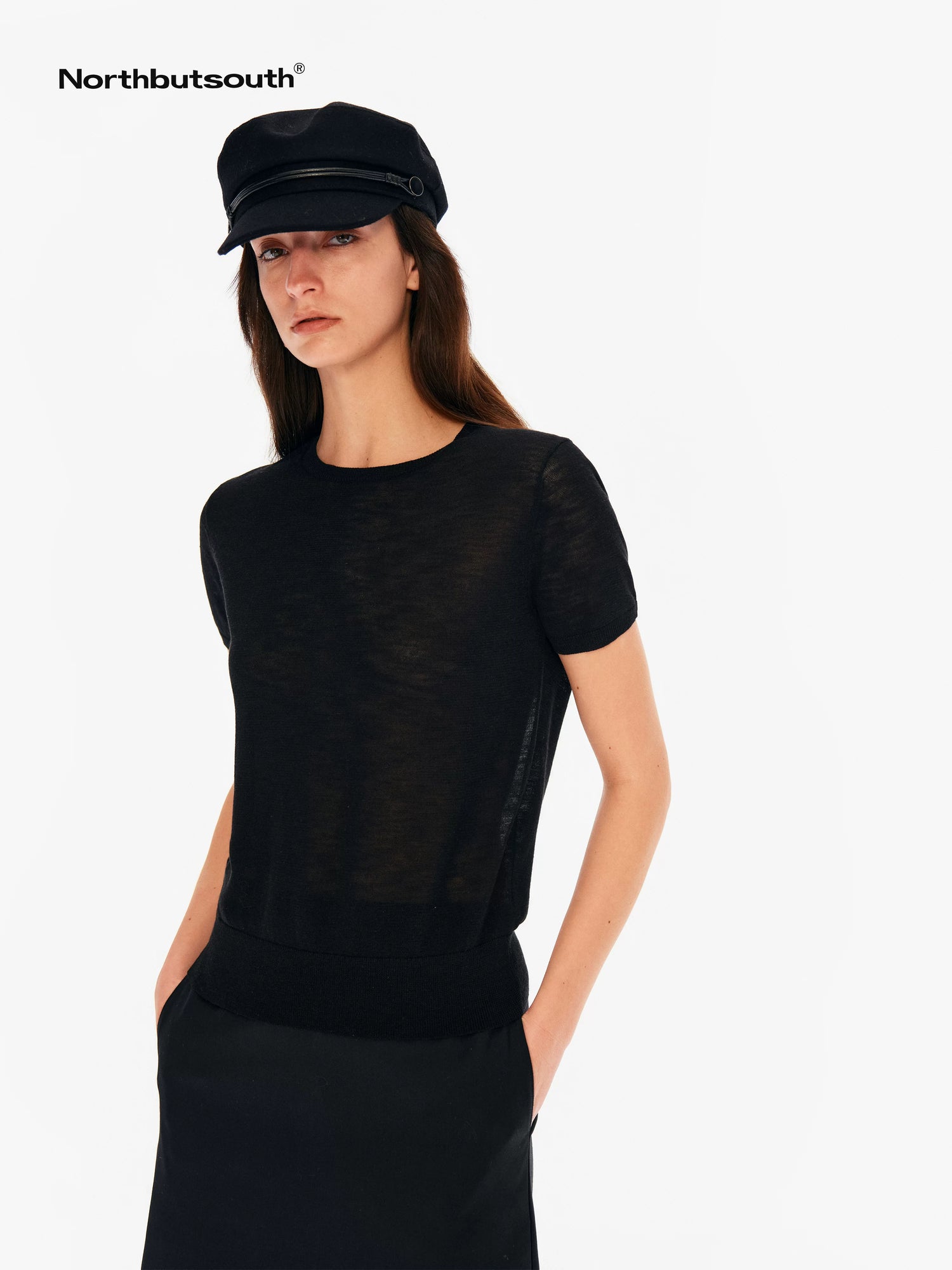Textured Linen Knit Round Neck Women&