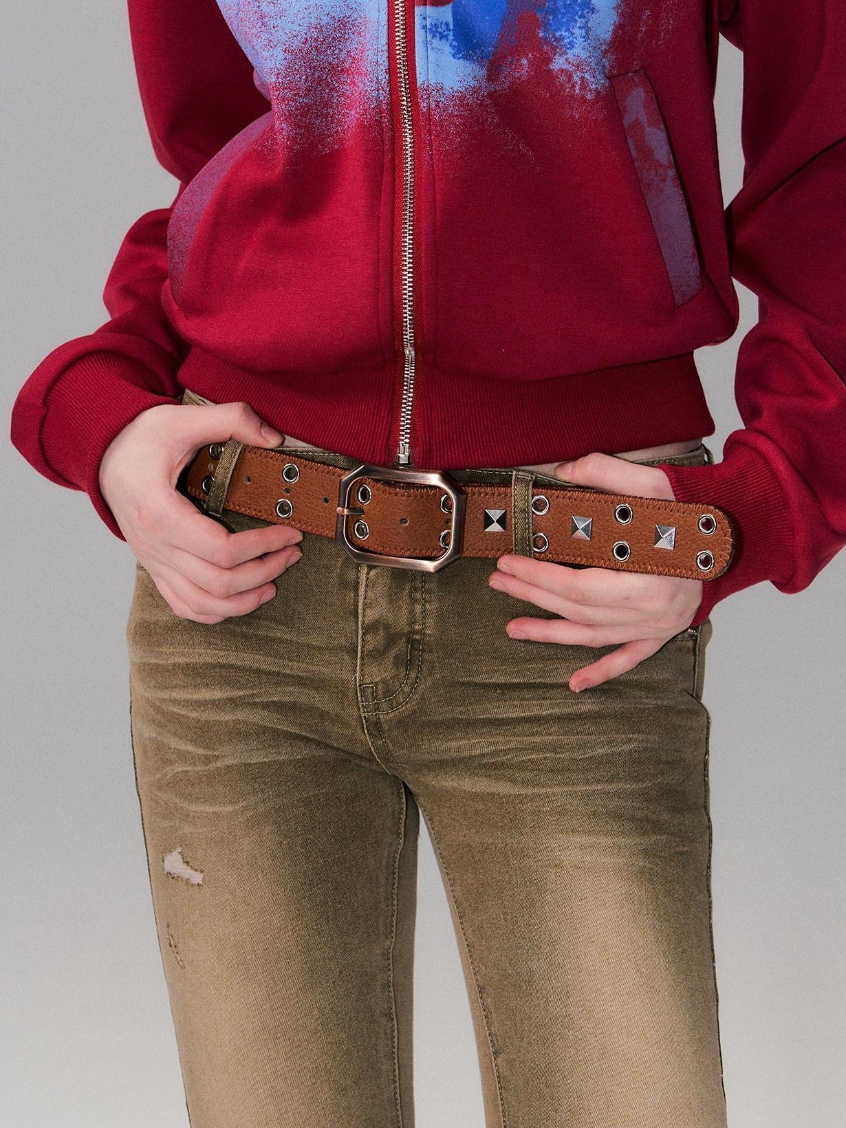 The NeverMore Brown Studded Vintage Pin Buckle Minimalist Jeans Women&