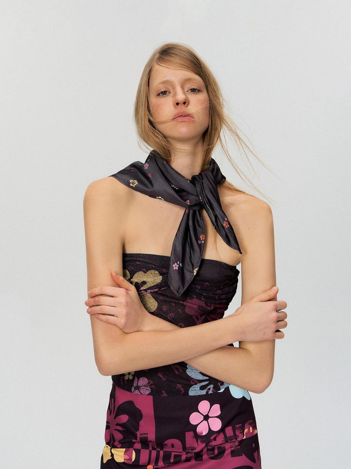 The NeverMore Deep Purple Cropped Printed Slim Fit Vintage Women&
