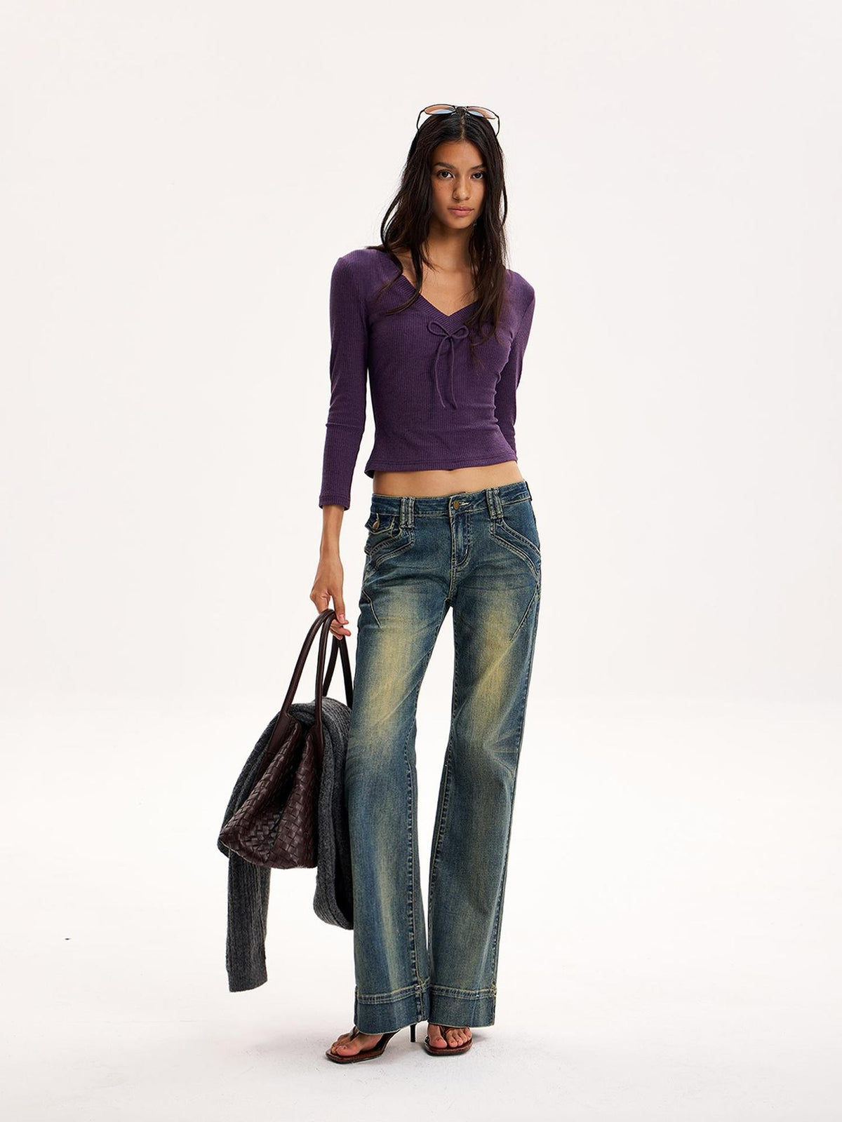 The NeverMore Low Waist Vintage Wash 3d Cut Women&