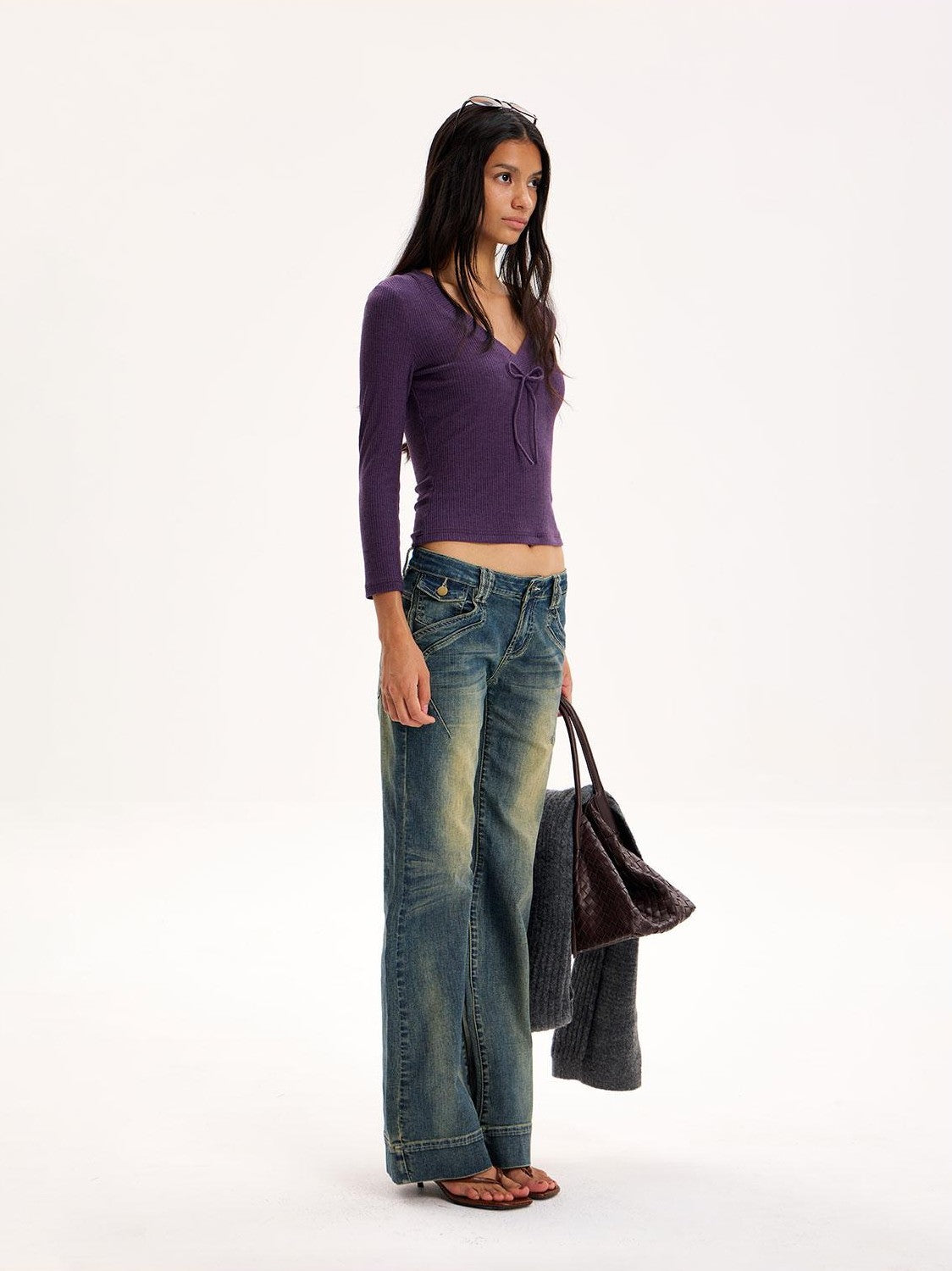 The NeverMore Low Waist Vintage Wash 3d Cut Women&