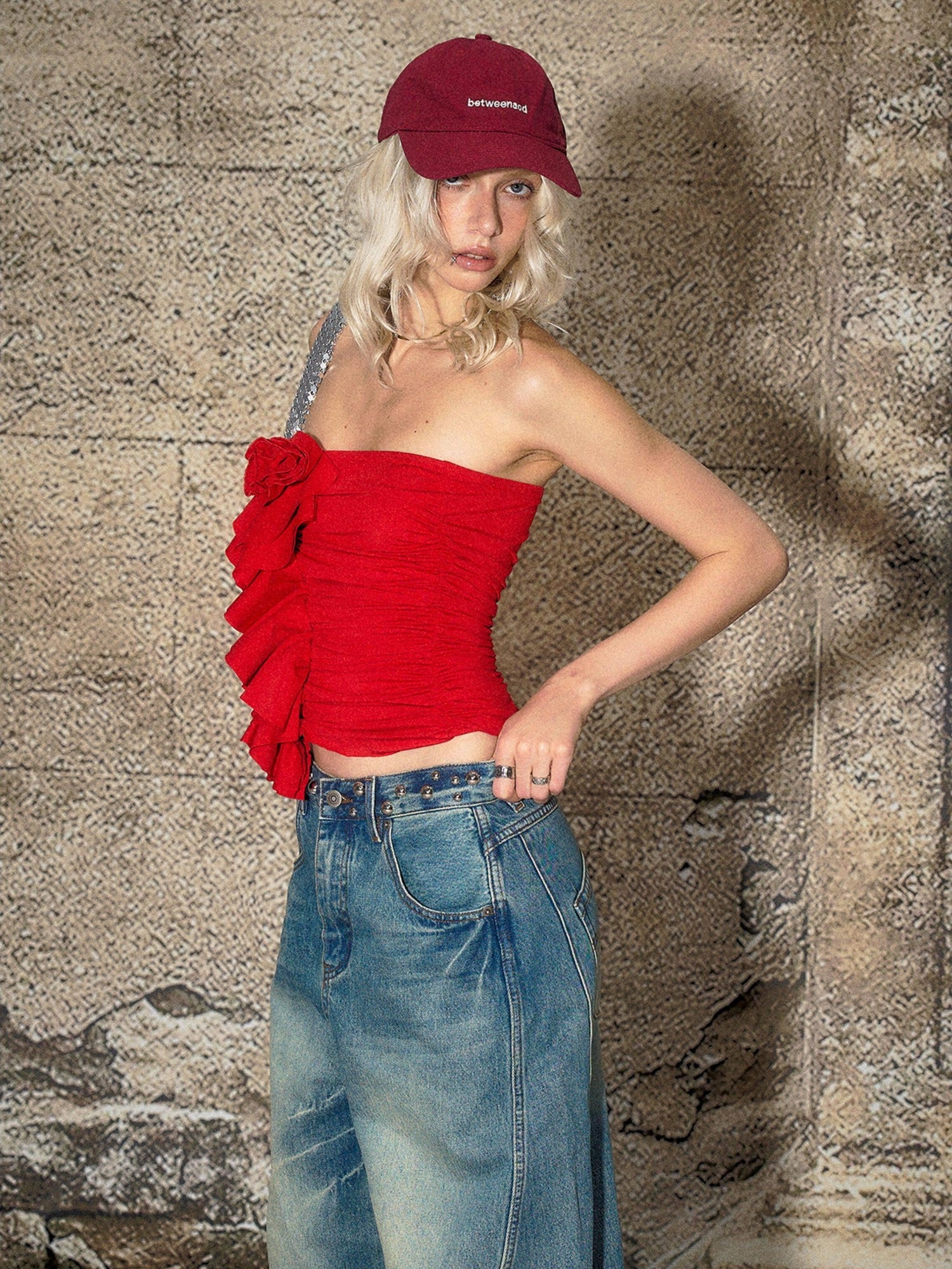 The NeverMore Red 3d Floral Cropped Off Shoulder Women&