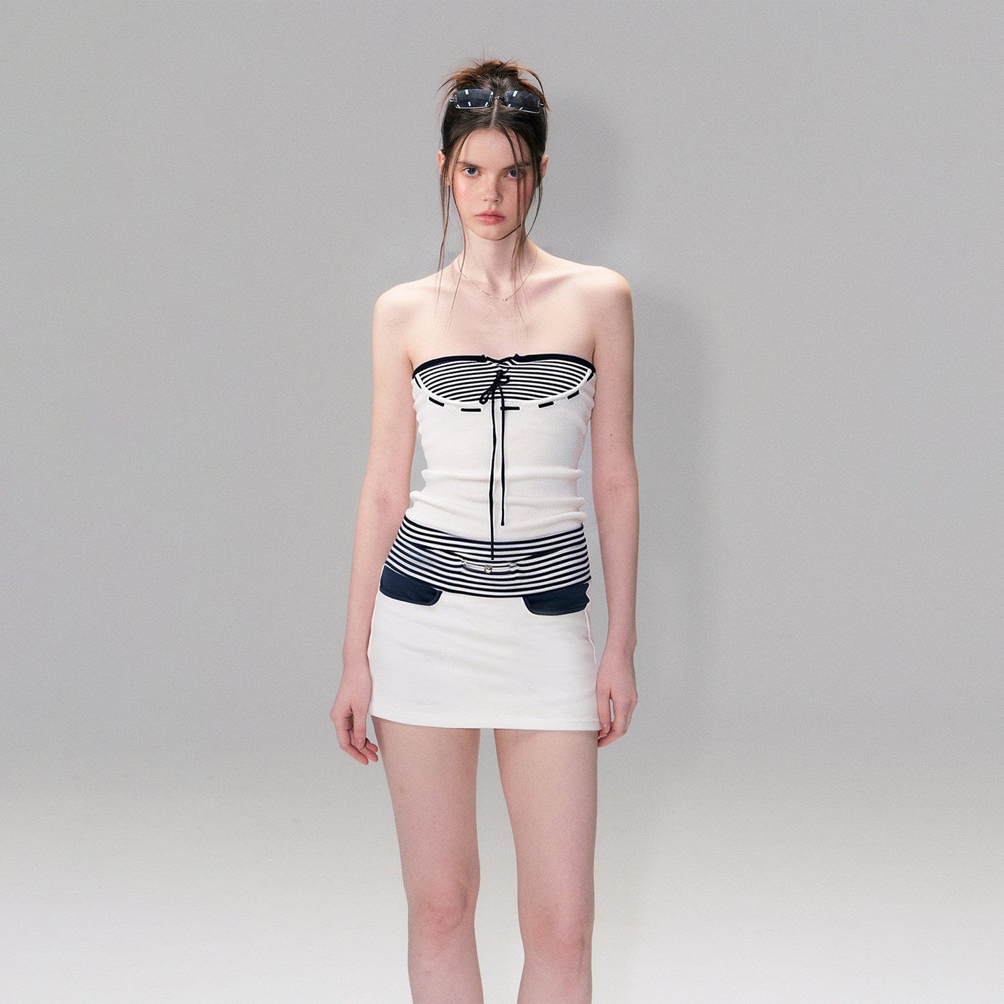 The_NeverMore_Retro_Colorblock_Striped_Asymmetric_Lace_Up_Women&