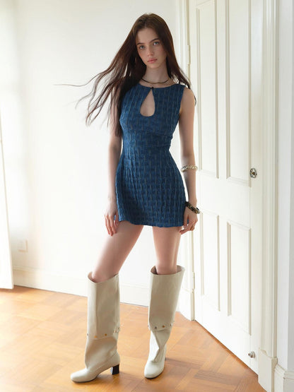The NeverMore Retro Denim Waterdrop Cutout Slimming Women&