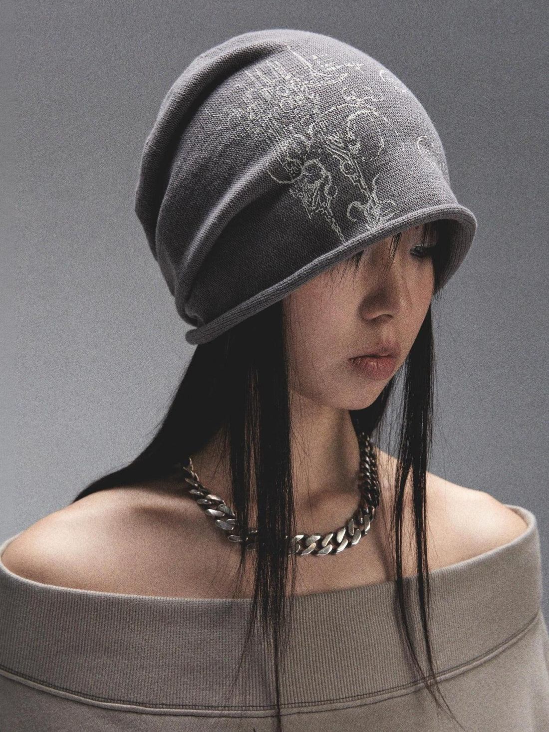 NONAME SPACE Tri Color Printed Knit Rolled Brim Slouchy Beanie