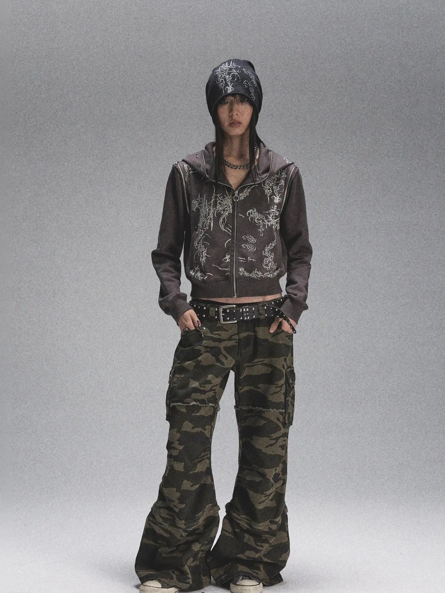 Tri Color Printed Knit Rolled Brim Slouchy Beanie