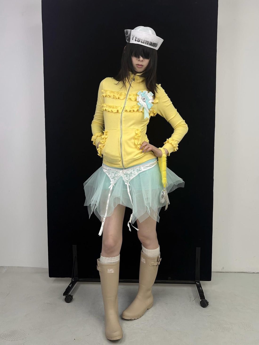 Ttsunami Bright Yellow Ruched Slim Fit Vintage Graphic Women&