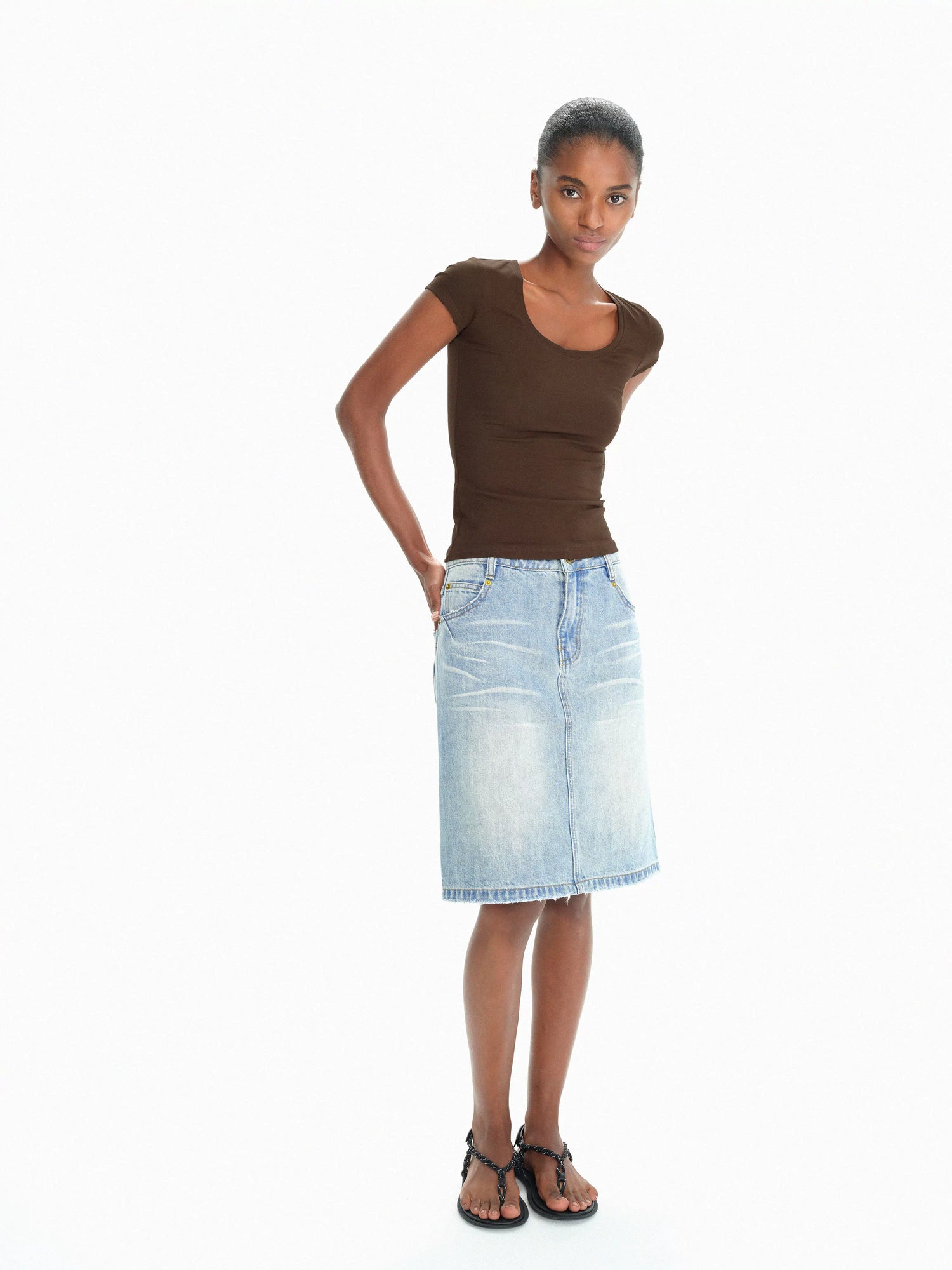 U Neck Elastic Slim Fit Tee