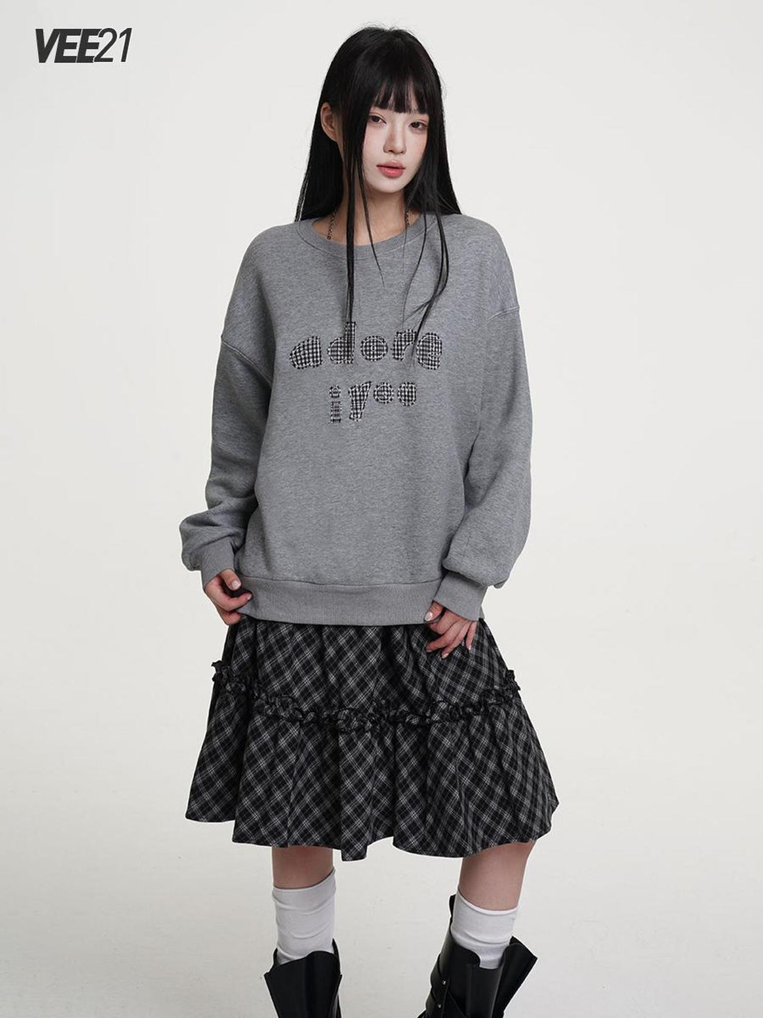 VEEMIX Fleece Lined Letter Patch Round Neck Loose Fit Women&